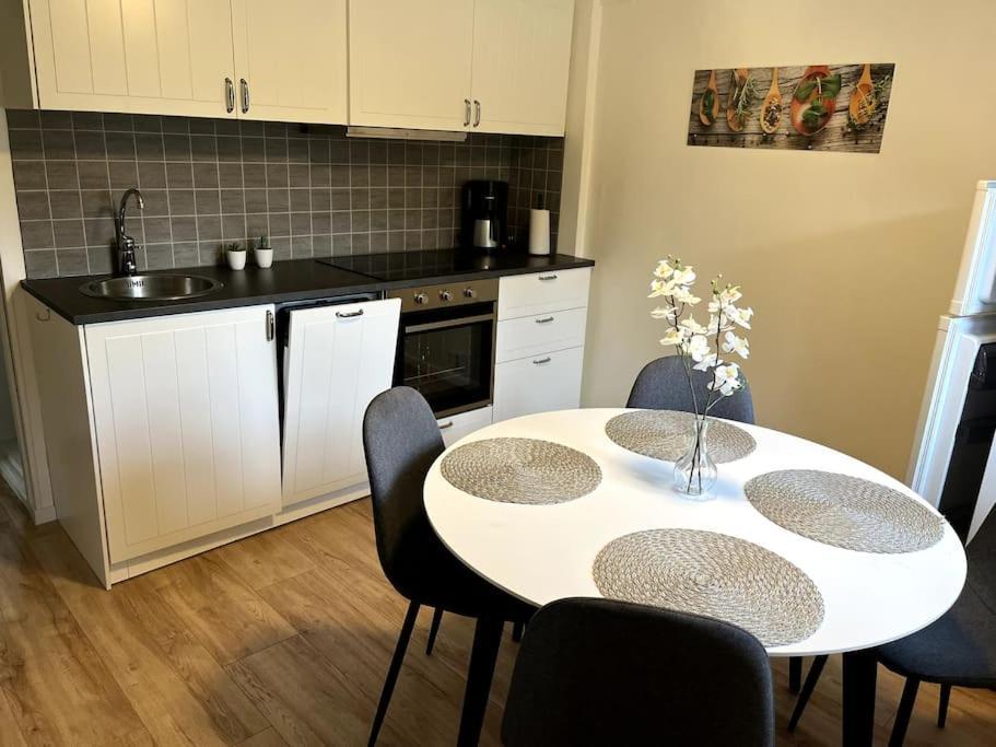 Mysigt Boende Naera Soederasen Ljungbyhed エクステリア 写真